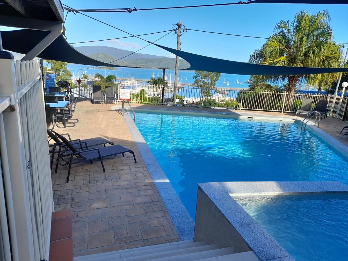 Airlie Apartments Airlie Beach Exterior foto