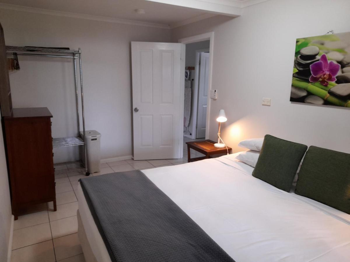 Airlie Apartments Airlie Beach Exterior foto
