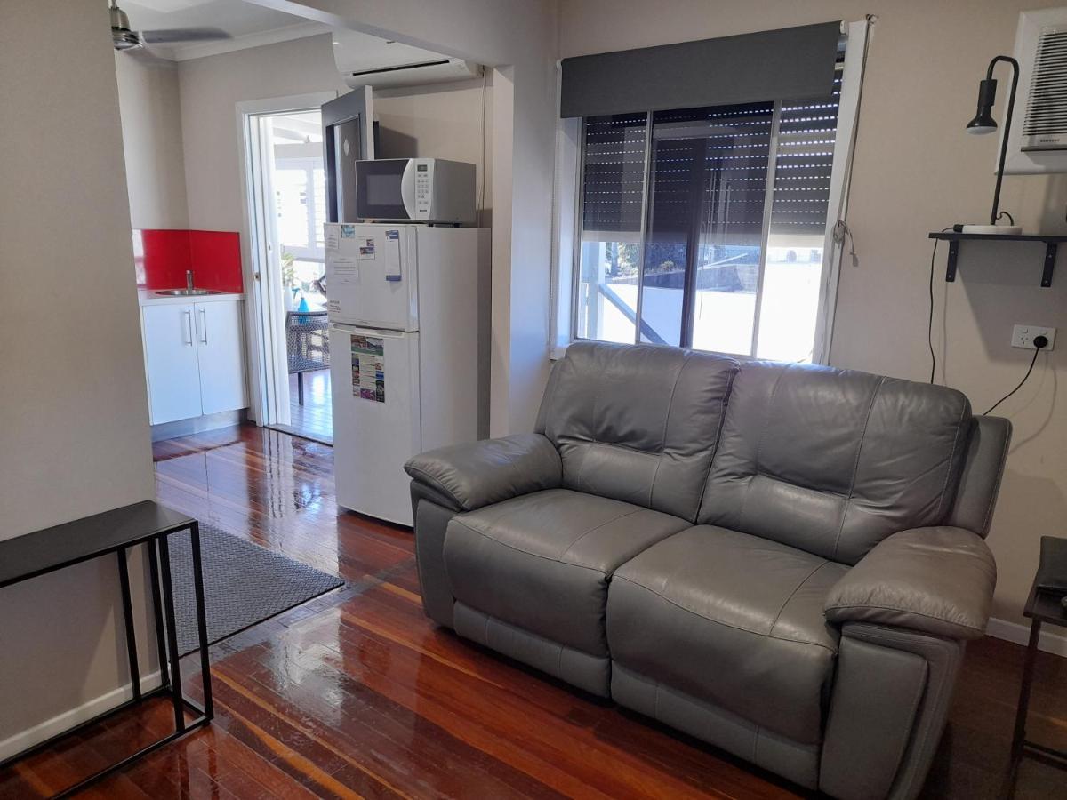 Airlie Apartments Airlie Beach Exterior foto