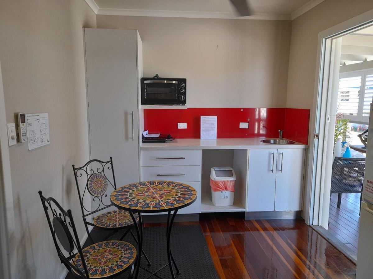 Airlie Apartments Airlie Beach Exterior foto