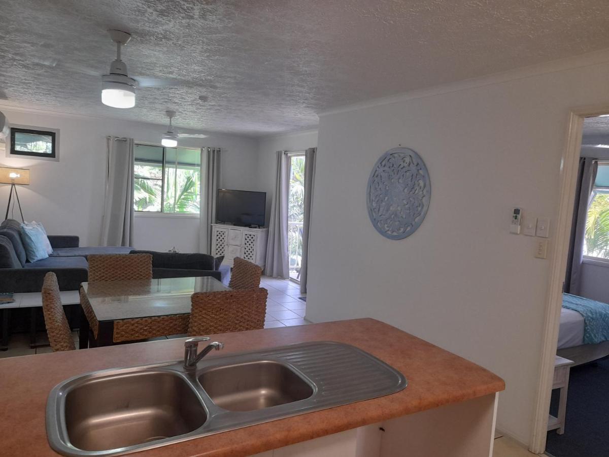Airlie Apartments Airlie Beach Exterior foto