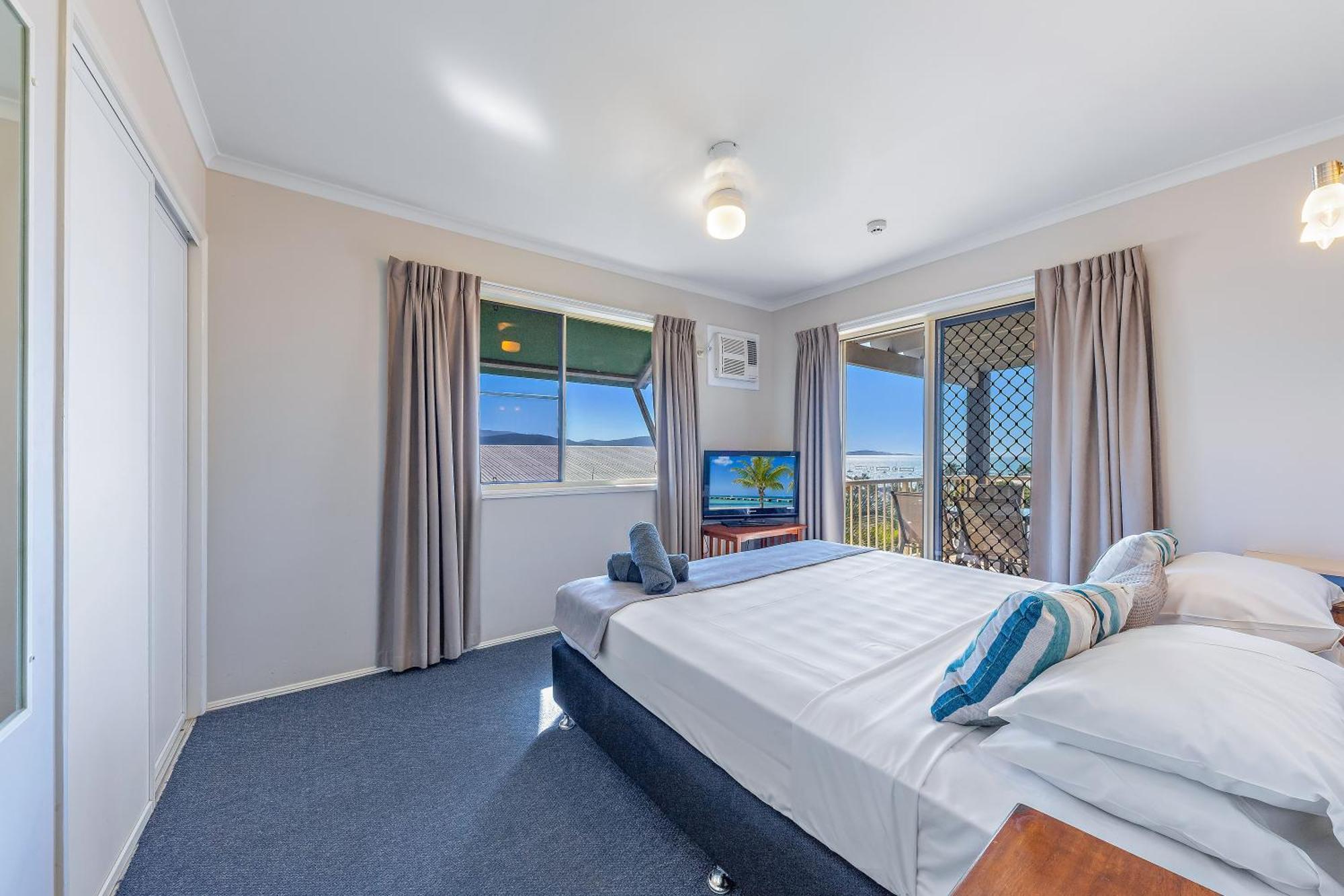 Airlie Apartments Airlie Beach Exterior foto