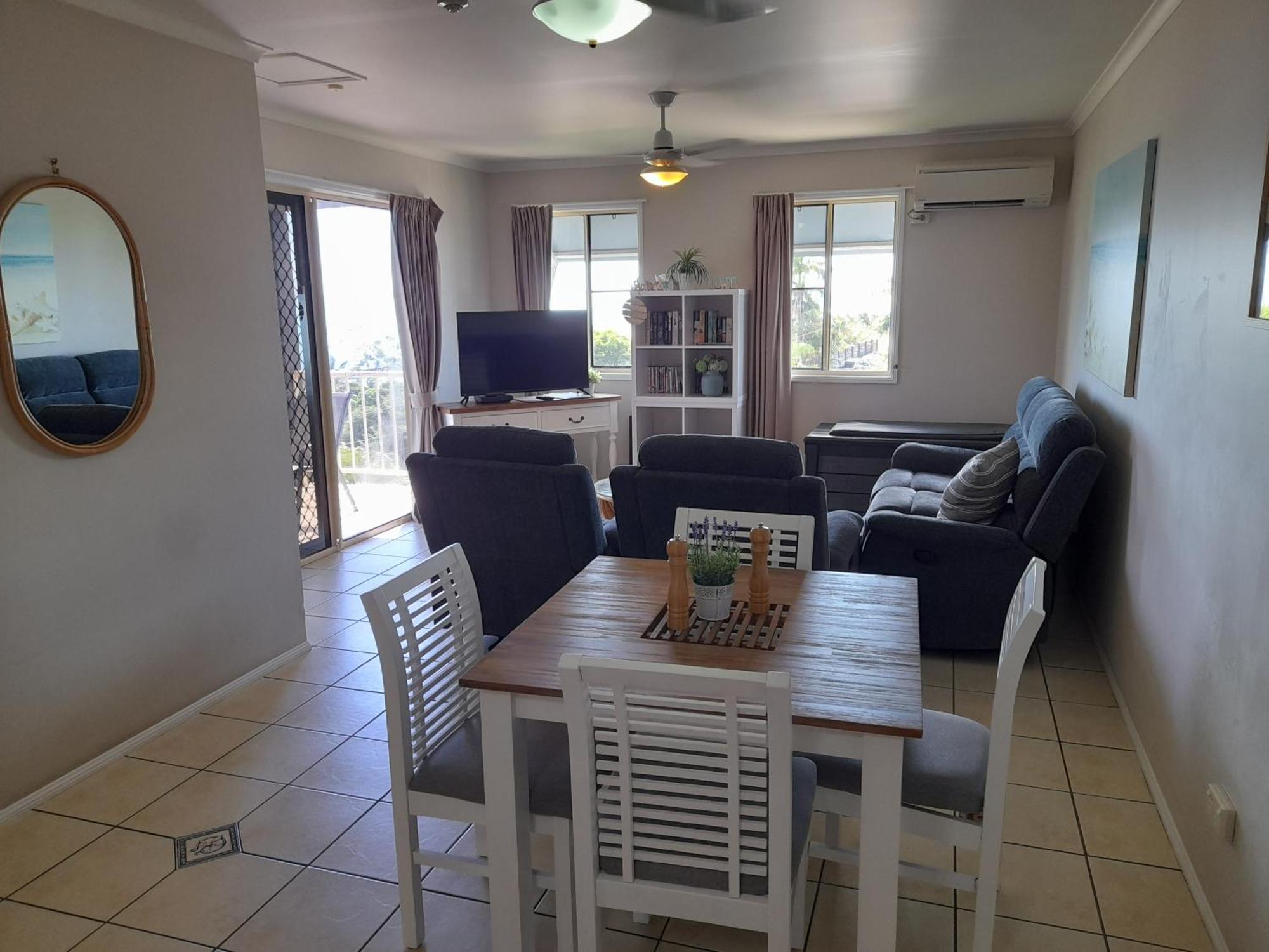Airlie Apartments Airlie Beach Exterior foto