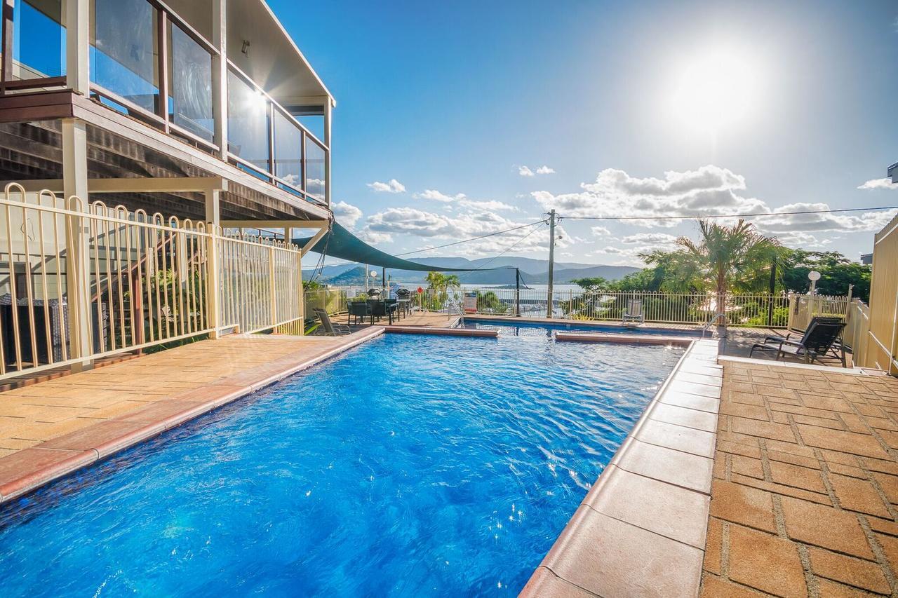 Airlie Apartments Airlie Beach Exterior foto